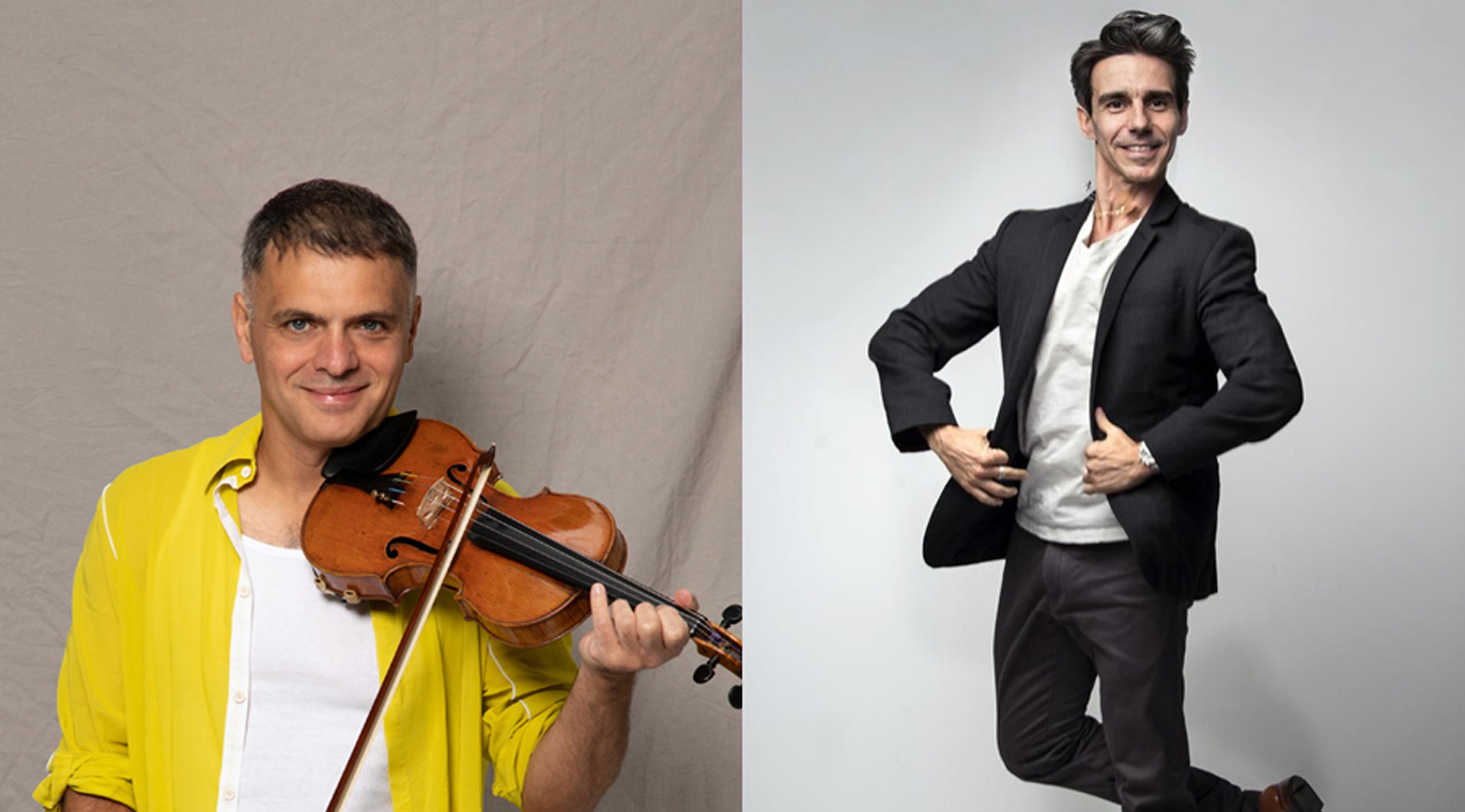 Retrato dividido de dos hombres sonriendo. A la izquierda, un violinista con camisa amarilla sostiene un violín y un arco frente a un fondo claro. A la derecha, un hombre con traje oscuro