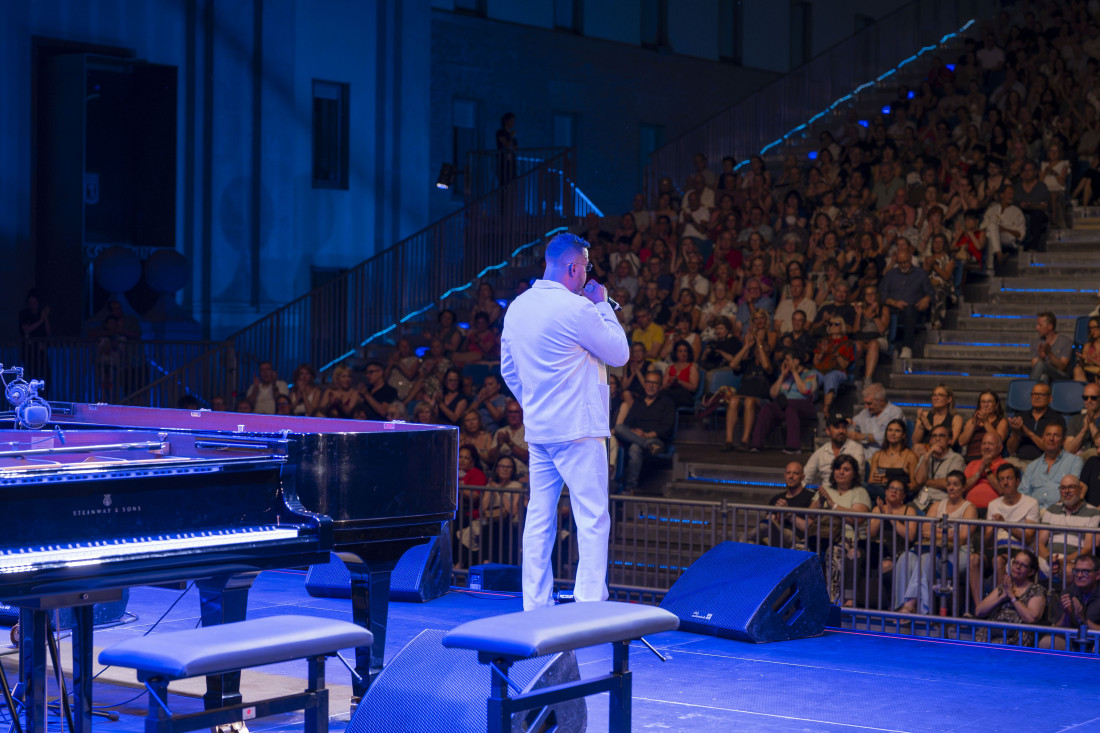 GIGANTES DEL PIANO. LOS VALDÉS
